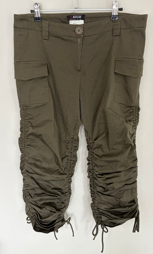 Morgan Khaki Ruched Capri Trousers